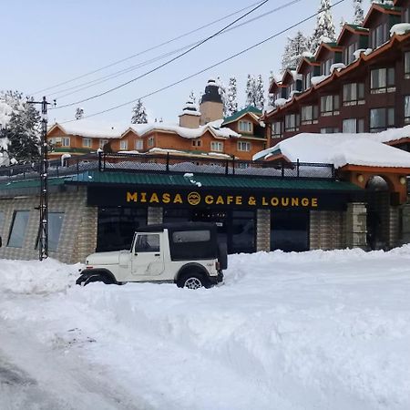 Hotel Hilltop Gulmarg JAMMU AND KASHMIR Buitenkant foto
