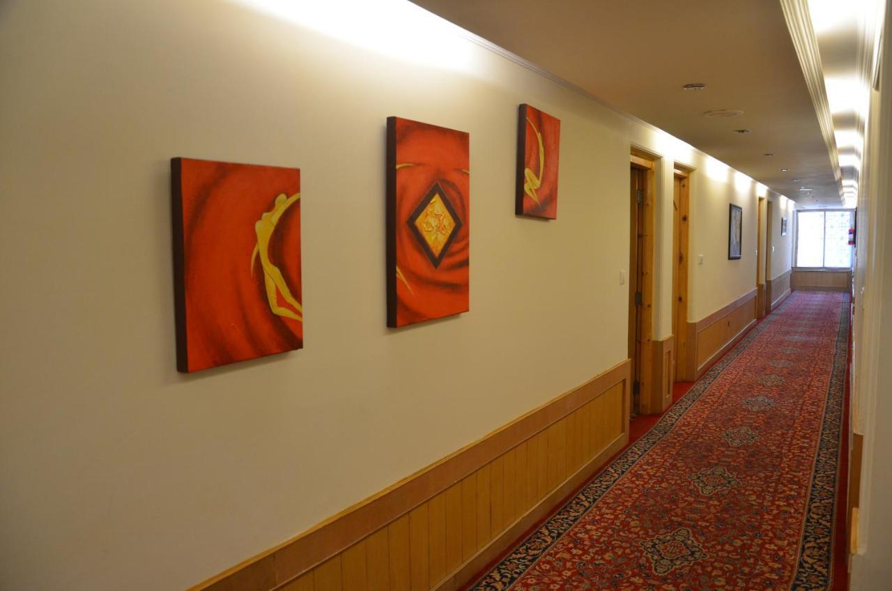 Hotel Hilltop Gulmarg JAMMU AND KASHMIR Buitenkant foto
